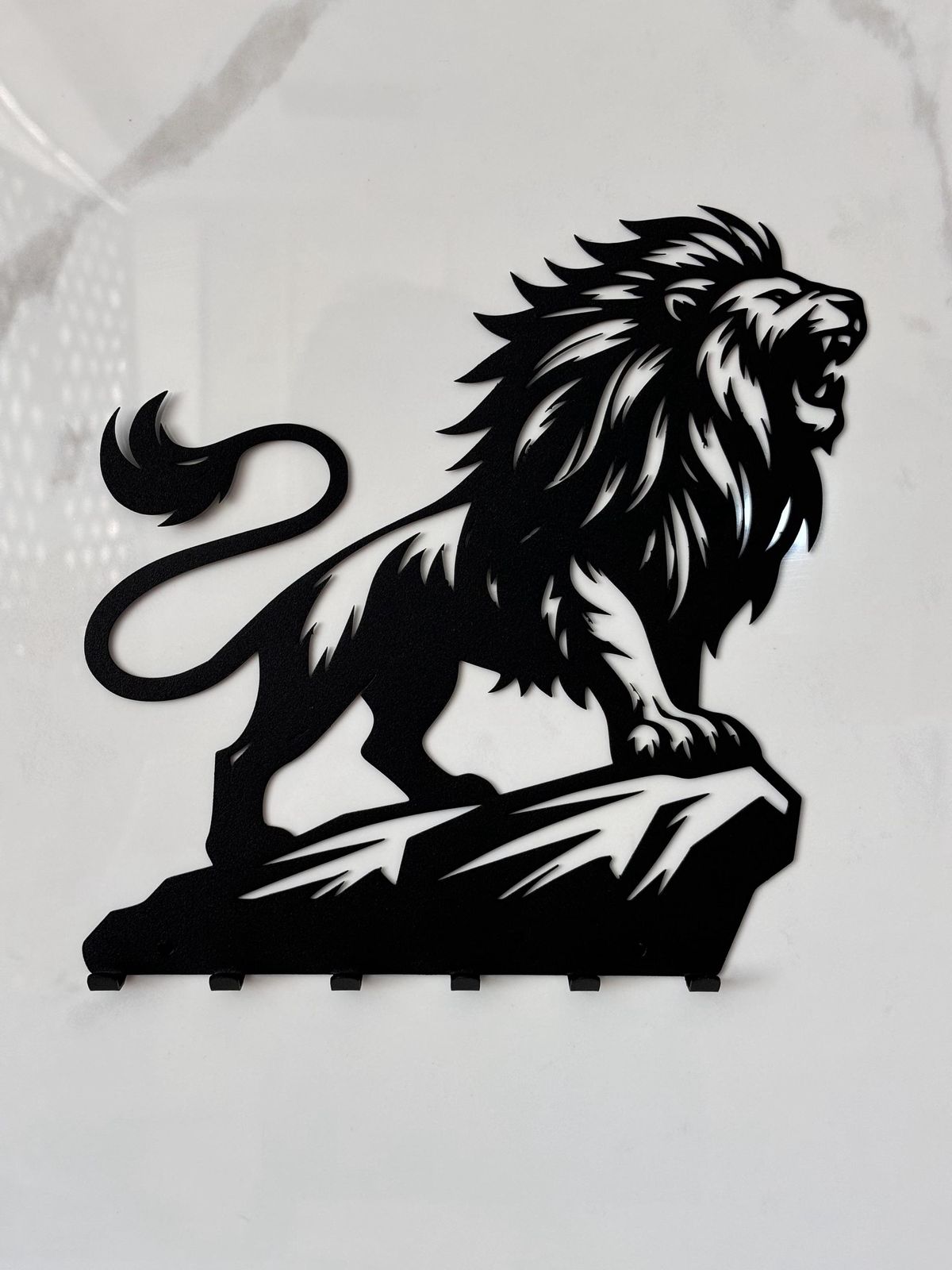 Majestic Lion Metal Wall Art – Bold Roaring Lion Silhouette Home Décor